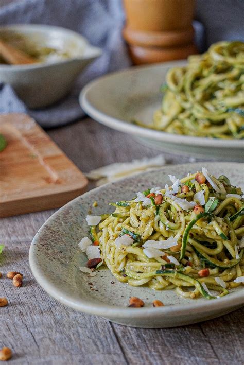 Spaghettis de courgette au pesto Cacahuète Co