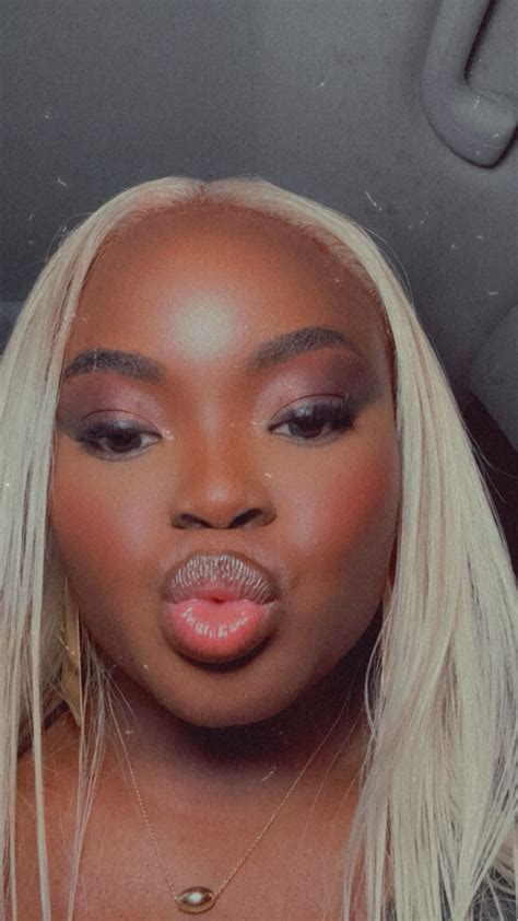 Jai essayé la couleur blonde pour la première fois Vous en pensez quoi Moi jaime bien