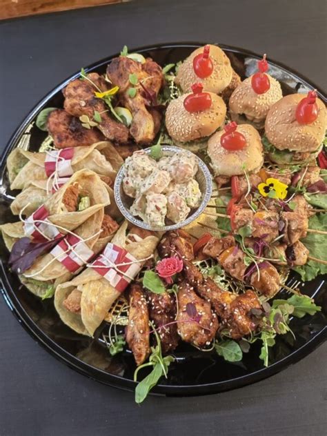 Halal Chicken Platter For Any Function And Party M S Frozen Delights