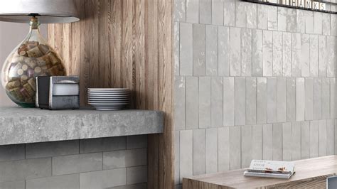 Cloé Grey Glossy 2 1 2x8 Ceramic Tile — Solidshape