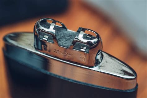 Обзор многоразовой грелки для рук Zippo