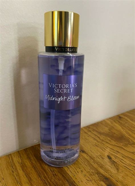 Victorias Secret Midnight Bloom Fragrance Mist Brume Parfume 84 Oz