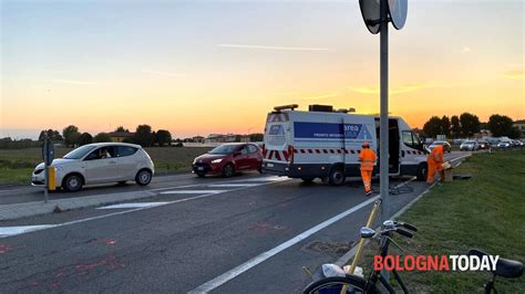 Incidente A Sant Agata Bolognese Ciclista Investita Sulle Strisce