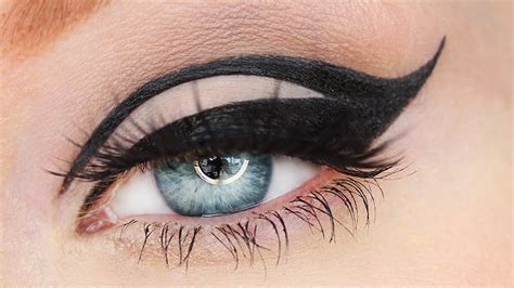 Graphic Eyeliner Makeup Tutorial Youtube