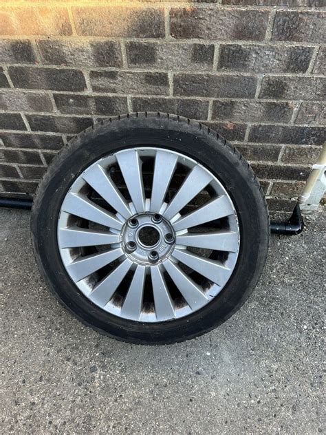 Vw Passat B6 Alloy Wheel And Tyre 235 45 17 Ebay