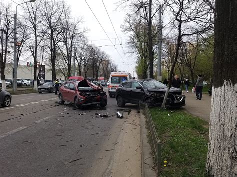 FOTO Accident pe Șoseaua Vestului în Ploiești Ziarul INCOMOD