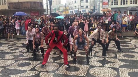 Apresentação Thriller na Zombie Walk Curitiba 2018 Zombie walk