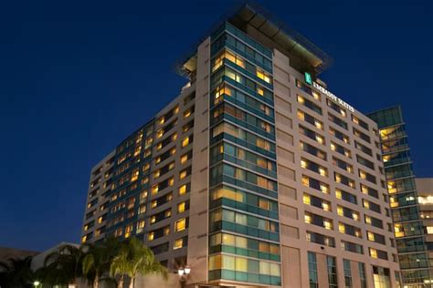 Hotels in Los Angeles, CA - Find Hotels - Hilton