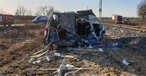 Wypadek Na Przeje Dzie Pod Zaklikowem