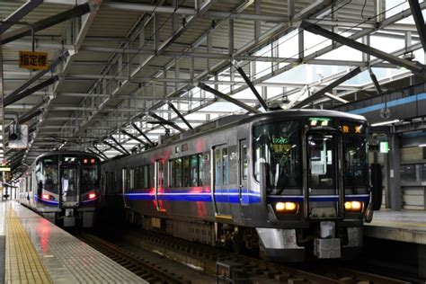 Jr西日本521系電車 クモハ521 35 福井駅 福井県jr 鉄道フォト・写真 By Tsuyopoonさん レイルラボraillab