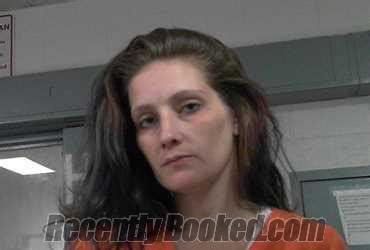 Recent Booking Mugshot For Jessica Rose Lindsey Shelton In Cabell