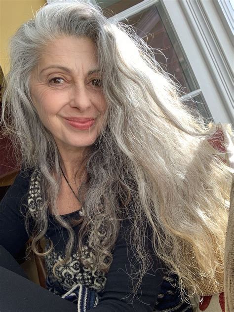 Beautiful Gray Hair Beautiful Women Over 50 Beautiful Old Woman Long Gray Hair Long Blonde