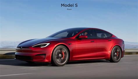 選配價近十萬元，特斯拉 Model S、x 增添「烈焰紅」車色、同步導入全新玻璃車頂ddcar 電動車