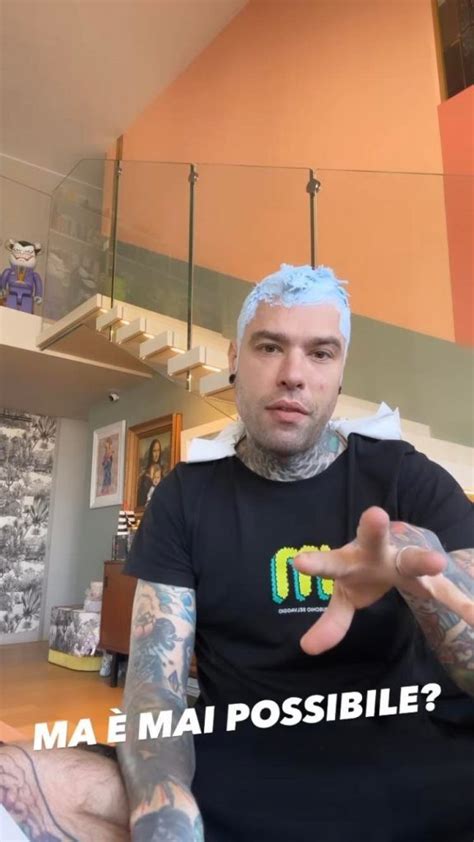 Fedez si rifà il colore prima della finale di X Factor ora ha i