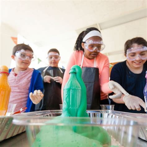 Elephant Toothpaste Experiment