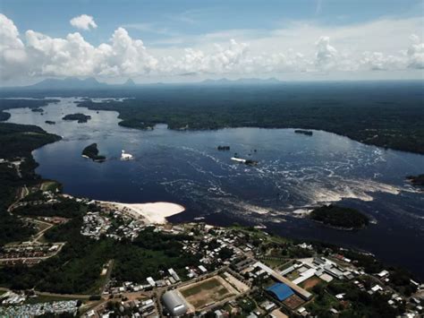 São Gabriel da Cachoeira cidade 4 idiomas oficiais