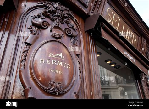 Hermes paris hi-res stock photography and images - Alamy