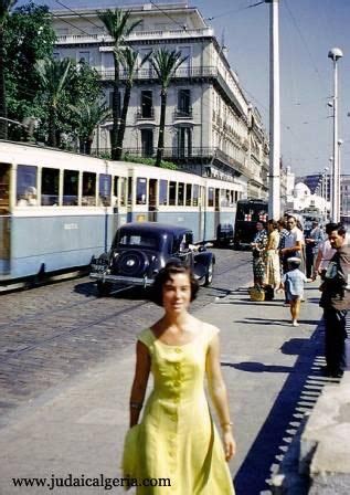 Les Rues Et Places De La Ville D Alger Alger Histoire Algerie Rue