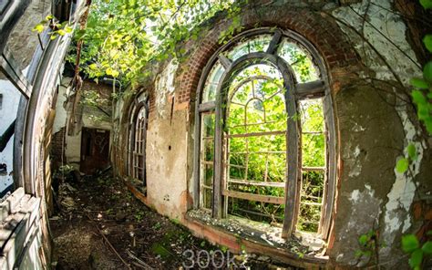 Abandoned Letchworth Village Administration Building Revisited