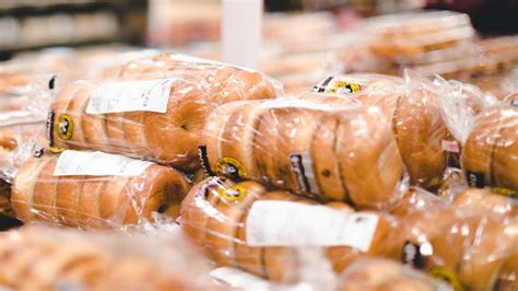 What Makes Everything Bagels The Worst Buy At Costco S Bakery