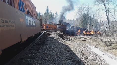 Train Derailment Cleanup Efforts Get Pressure By Maine