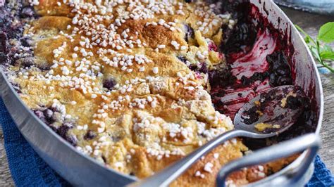 Dump cake med blåbär snabblagad blåbärspaj Allt om Mat