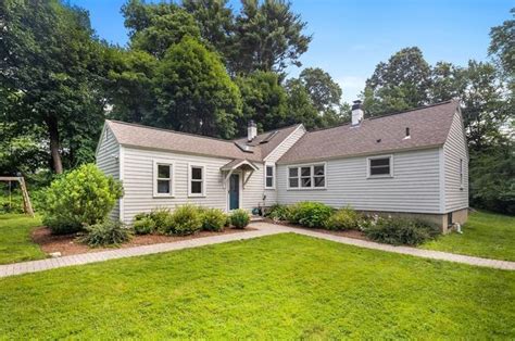 143 Boston Post Rd Wayland Ma 01778 Mls 73138252 Redfin