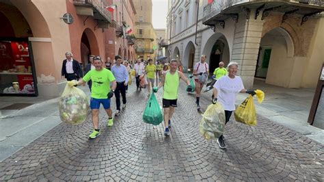 Il Luglio Ad Alba Primo Appuntamento Dedicato Al Plogging Cuneodice It