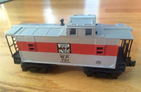 Williams O Gauge Western Pacific Caboose Lighted