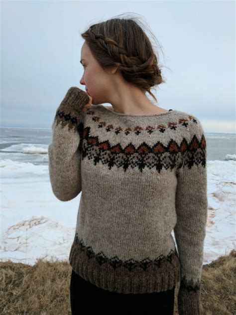 Icelandic Sweater Lopapeysa Hand Knit In Light Beige Wool Icelandic