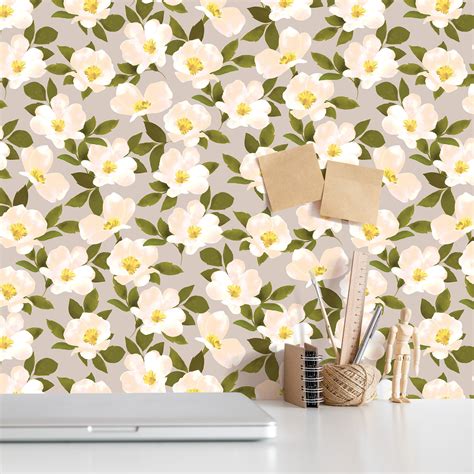 beige flower wallpaper 8
