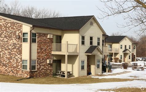 Willow Glen Apartments Apartments - Muskego, WI | Apartments.com