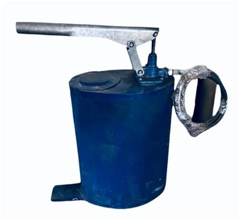 Psi Mild Steel Hand Operated Grease Pump Max Flow Rate Gm