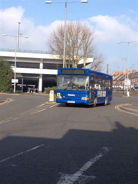 HW54 BUP Here We See Damory Coaches Dennis Dart 3325 HW54 Flickr