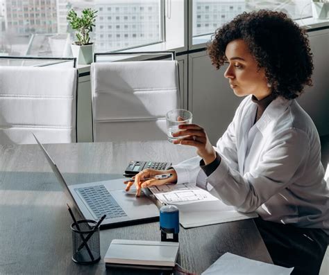 10 Best Essential Oils For Work Productivity Office Diffuser Blends