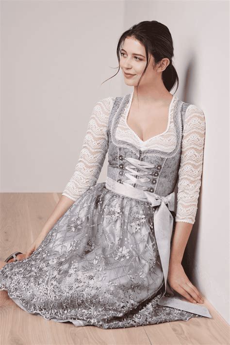 Dirndl Joselin Cm In Grau Im Kr Ger Dirndl Online Shop