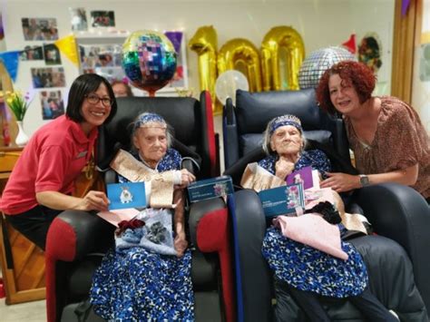 Britains Oldest Identical Twins Turn 100 Wearing Matching Tiaras Uk