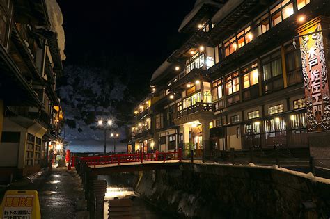 山形・銀山温泉へ夫婦旅｜冬の山寺で絶景を堪能｜旅行プランは旅色で。