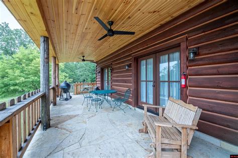 Log Home Chinking Tips And Techniques Rustic Insider