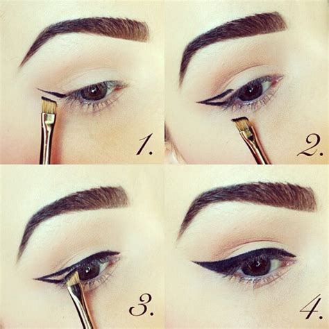 Easy Winged Eyeliner Tutorial