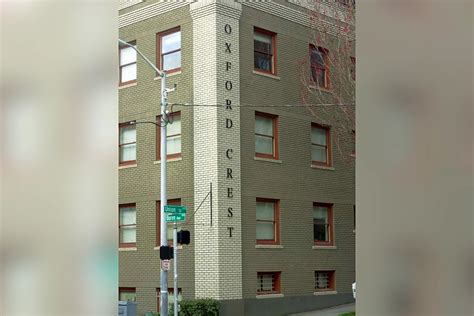 The Oxford Crest 1400 Boren Ave Seattle Wa Apartments For Rent Rent