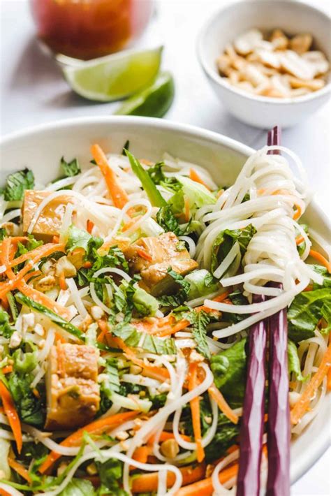 Vietnamese Vermicelli Noodle Salad with Tofu - Okonomi Kitchen