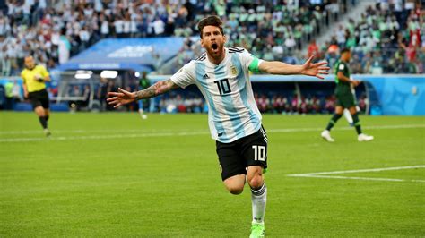 Lionel Messi not running the show, says Argentina boss Jorge Sampaoli ...