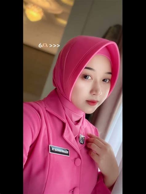 Hot Sexy Mayang Novita Rahayu Bikini Pics