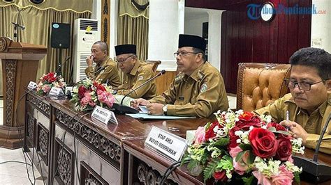 Pj Bupati Mempawah Pimpin Raker Bersama Kepala Opd Di Lingkungan Pemkab