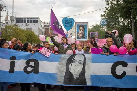 UNA MULTITUD ACOMPAÑÓ A LA MADRE DE CECILIA STRZYZOWSKI EN EL CHACO