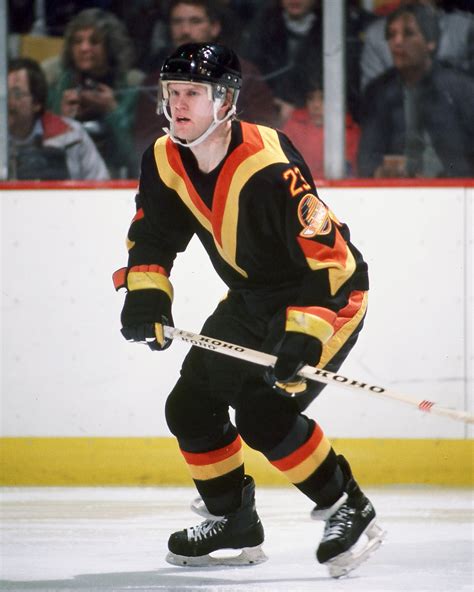 ISO large pictures of Canucks 1970-2004 - Request Forum - Canucks Community