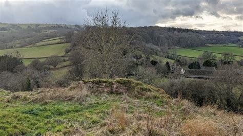 Snodhill Castle West Wall © Fabian Musto Cc By Sa20 Geograph