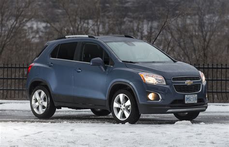 SUV 2014 Chevrolet Trax Driving