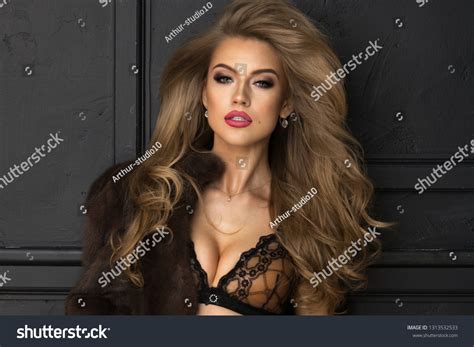 Стоковая фотография Young Sexy Blonde Woman Shutterstock
